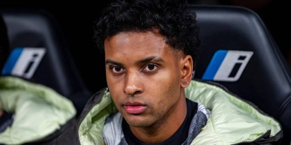 意甲新星确定回归皇马！身价6500万的他，怎解伯纳乌中场冗余问题