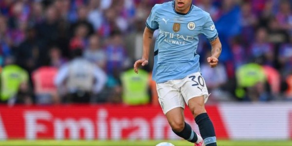 曼晚：曼城可能外租4位年轻球员，包括尼潘、埃切维里