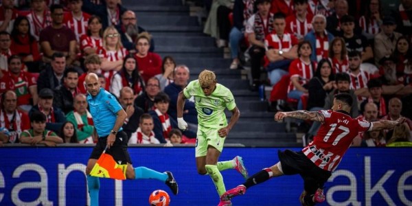 含泪再见！感人16载功勋，西甲收官战：巴萨创巅峰，莱万破纪录！