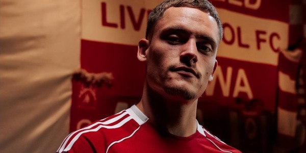 0-1惨遭2连败，利物浦连土超球队都赢不了，斯洛特拿什么来争冠军