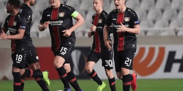 欧冠生死卡位！巴黎主场死磕纽卡，伤病与反击定命运