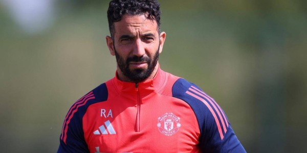 热刺vs曼联“混乱”的欧联杯决赛，恰恰是欧足联一手策划的